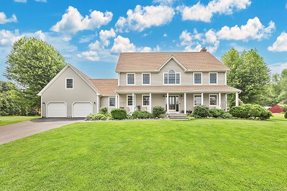 10 Salerno Dr, Enfield, CT 06082 United States