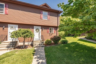 104 Candlewood Dr, Enfield, CT 06082 United States