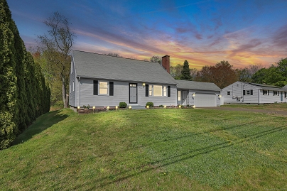 327 Abbe Rd, Enfield, CT 06082 United States