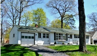 33 Wagon Rd, Enfield, CT 06082 United States