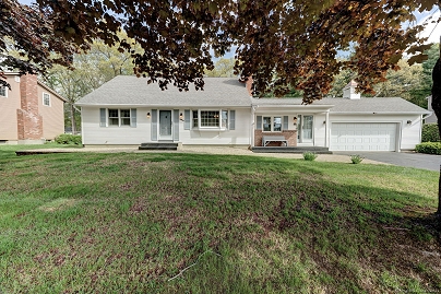 39 Eastgate Ln, Enfield, CT 06082 United States