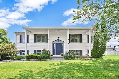 9 Renee Ln, Enfield, CT 06082 United States
