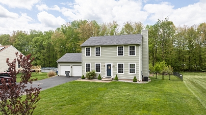 Undisclosed Address, Enfield, CT 06082 United States