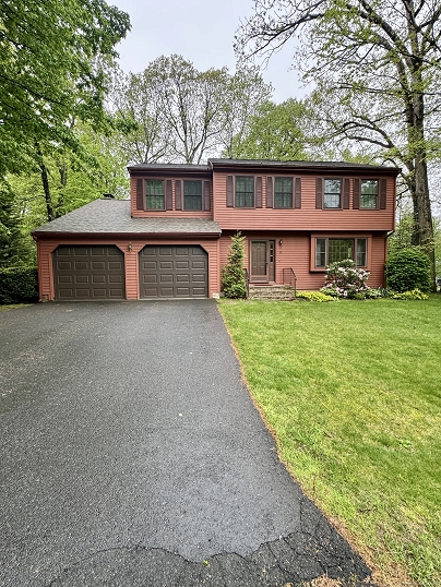 15 Old Village Ln, Farmington, CT 06085 United States