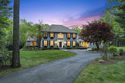 16 Whitehall Pl, Farmington, CT 06032 United States