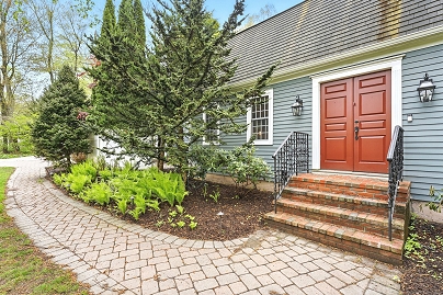 200 Candlelight Dr, Glastonbury, CT 06033 United States