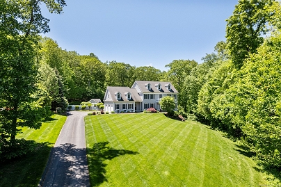 236 Country Ln, Glastonbury, CT 06073 United States