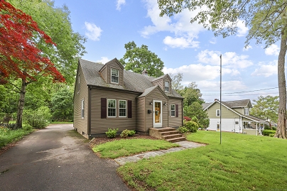 50 Clinton St, Glastonbury, CT 06033 United States