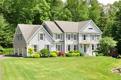 10 Holcomb Hill Rd, Granby, CT 06090 United States