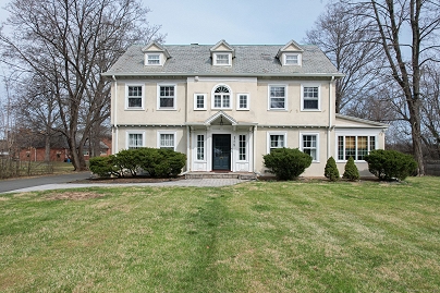 128 Bloomfield Ave, Hartford, CT 06105 United States