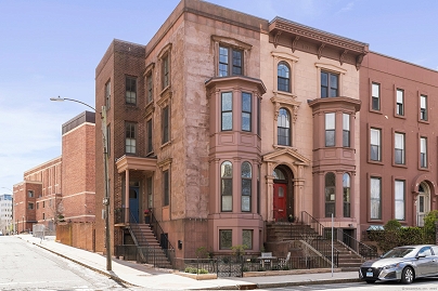 93 Elm St, Hartford, CT 06106 United States