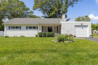 110 Constance Dr, Manchester, CT 06042 United States