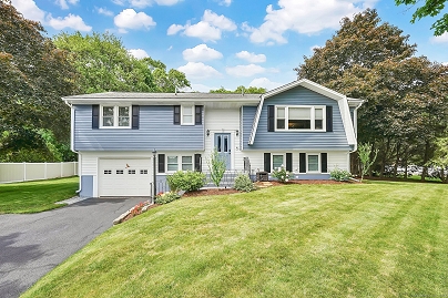 15 S Farms Dr, Manchester, CT 06040 United States