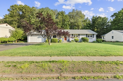 164 Scott Dr, Manchester, CT 06042 United States