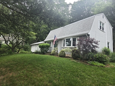 293 Grissom Rd, Manchester, CT 06042 United States