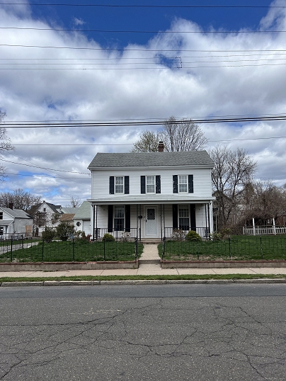 39 Eldridge St, Manchester, CT 06040 United States