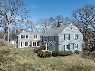 124 Cedarwood Dr, New Britain, CT 06052 United States