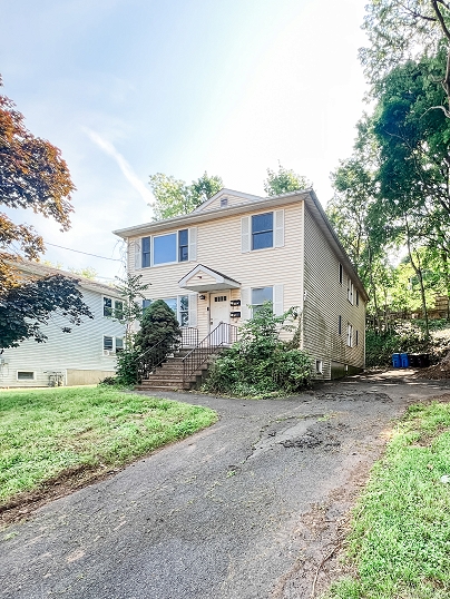 136 Lawlor St, New Britain, CT 06051 United States