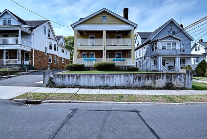 34 Harrison St, New Britain, CT 06052 United States