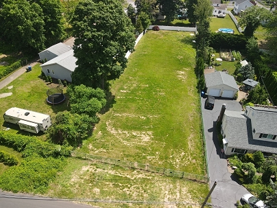 274 Cedarwood Ln, Newington, CT 06111 United States