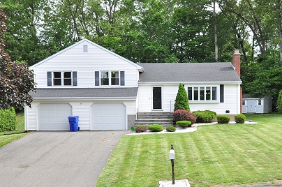 59 Settlers Knl, Newington, CT 06111 United States