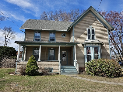 107 Whiting St, Plainville, CT 06062 United States