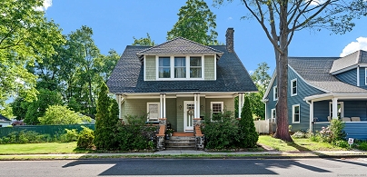 11 Strong Ct, Plainville, CT 06062 United States