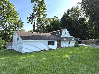 16-1/2 Maple St, Plainville, CT 06062 United States