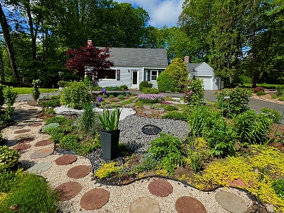 1 Russell Ln, Simsbury, CT 06070 United States