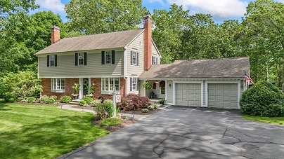 17 Stockade Rd, Simsbury, CT 06092 United States