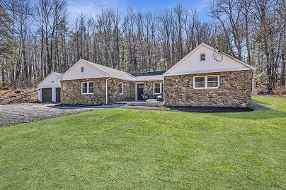 45 Westledge Rd, Simsbury, CT 06092 United States