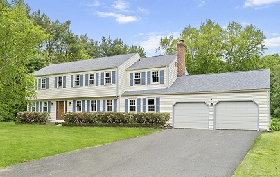 8 Michael Rd, Simsbury, CT 06070 United States