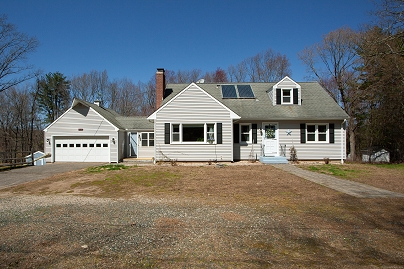 95 Hop Brook Rd, Simsbury, CT 06070 United States