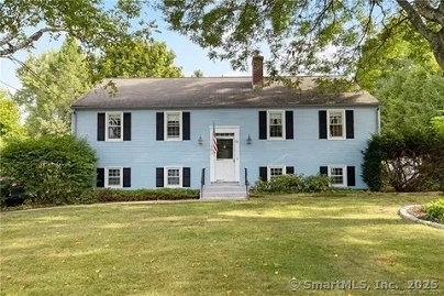 24 Cambridge Dr, Southington, CT 06489 United States