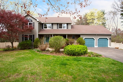 765 Newgate Rd, Suffield, CT 06093 United States