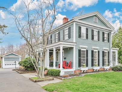 87 S Main St, Suffield, CT 06078 United States