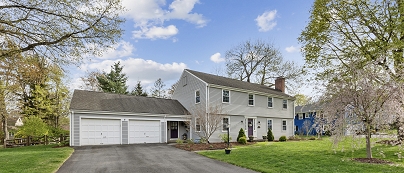 19 Juniper Ln, West Hartford, CT 06117 United States