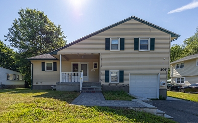 206 Mohegan Dr, West Hartford, CT 06117 United States