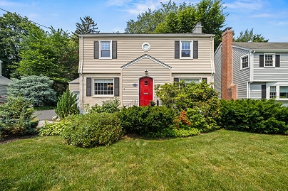 221 Ballard Dr, West Hartford, CT 06119 United States