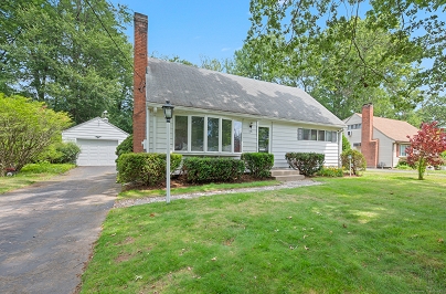26 John Smith Dr, West Hartford, CT 06107 United States