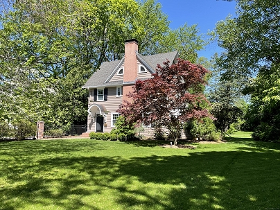 26 Ridgewood Rd, West Hartford, CT 06107 United States