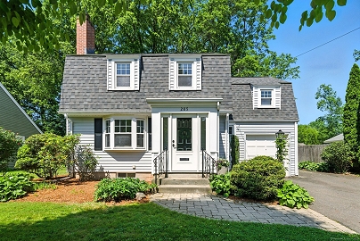 285 Auburn Rd, West Hartford, CT 06119 United States