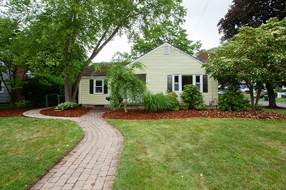 33 Federal St, West Hartford, CT 06110 United States