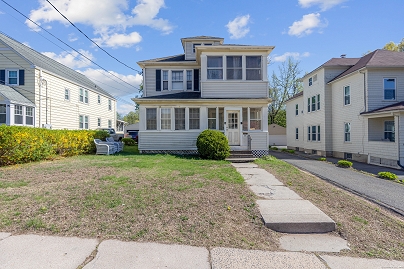 33 Woodmere Rd, West Hartford, CT 06119 United States