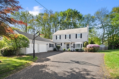 52 Magnolia Hl, West Hartford, CT 06117 United States