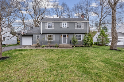 54 Brainard Rd, West Hartford, CT 06117 United States