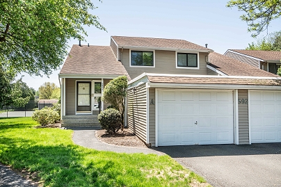 592 Mountain Rd Unit A, West Hartford, CT 06117 United States