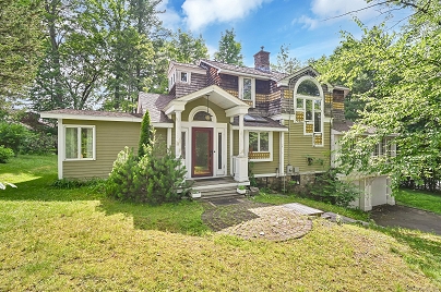 63 Geneva Ave, West Hartford, CT 06107 United States