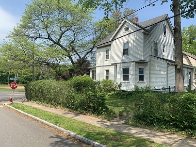 770 Trout Brook Dr, West Hartford, CT 06119 United States