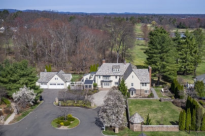 8 Bassette Ln, West Hartford, CT 06117 United States